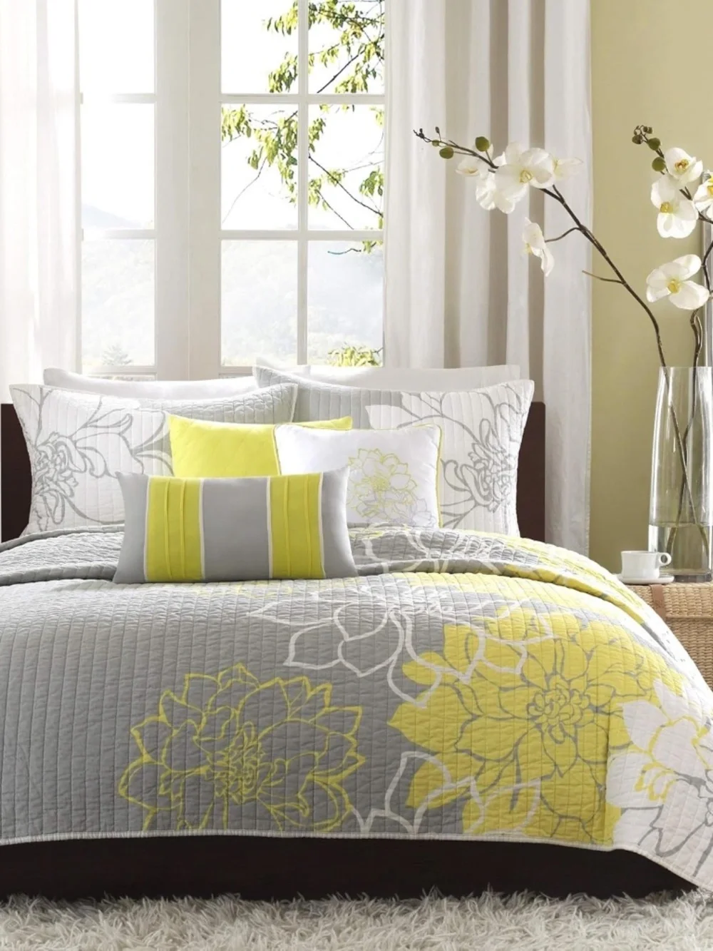 Madison Park Lola 100% Cotton Quilt Set - Casual Floral Channel King/Cal King